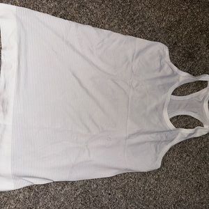White lululemon tank